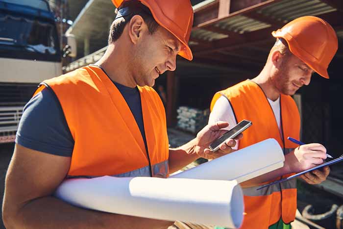 3 Essential Tips for Managing Construction Projects Remotely