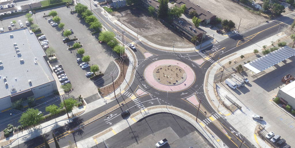 4 streets converging in traffic circle